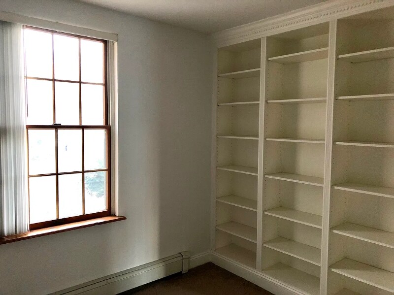 Building Photo - 39-27 45th St