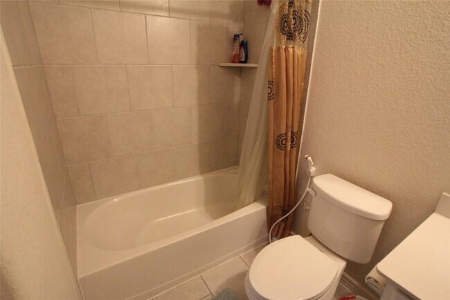 Building Photo - 9406 Heath River Ln