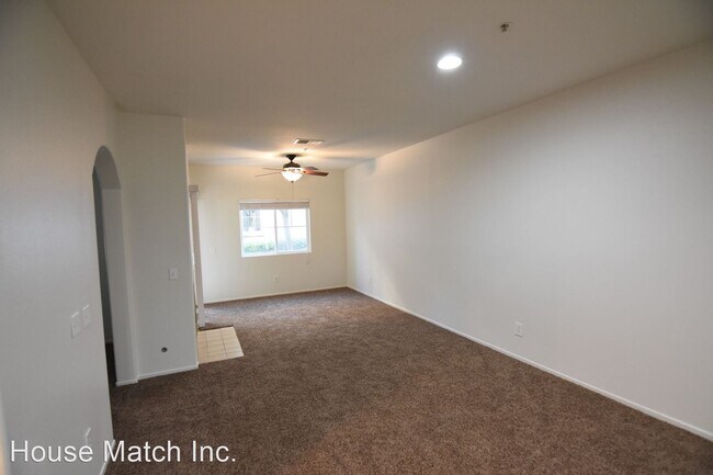 Building Photo - 26396 Arboretum Way