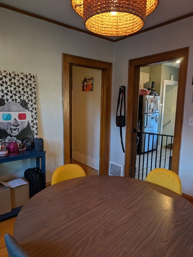 Building Photo - Charming 3BR in Victory Memorial with Fenced Yard & Garage