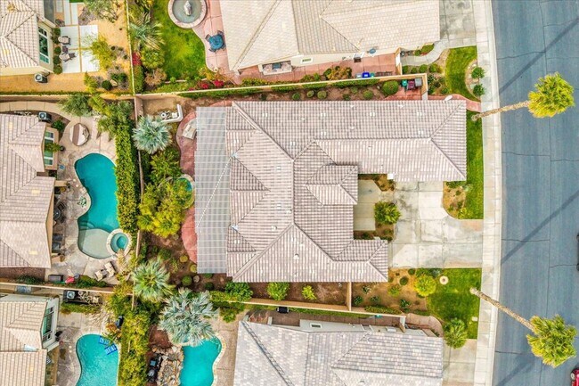 Building Photo - 61255 Portulaca Dr
