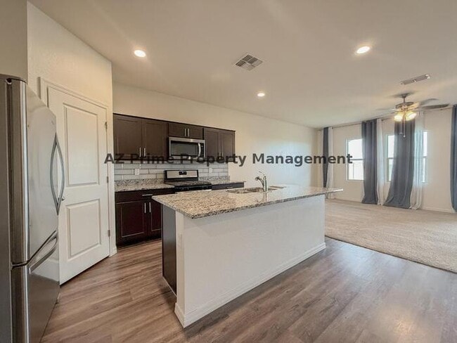 Building Photo - 5815 N 195th Dr