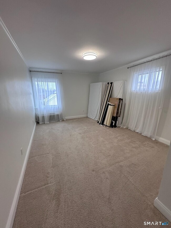 Building Photo - 163 South St