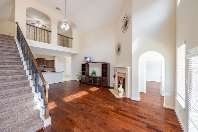 Building Photo - 5214 Lotus Canyon Ct