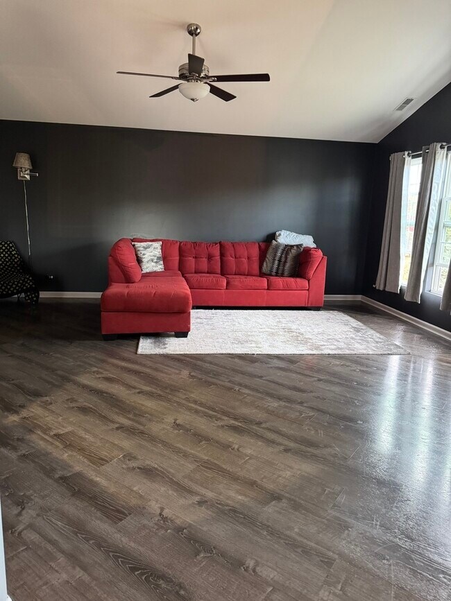 Building Photo - 1434 Crimson Ln