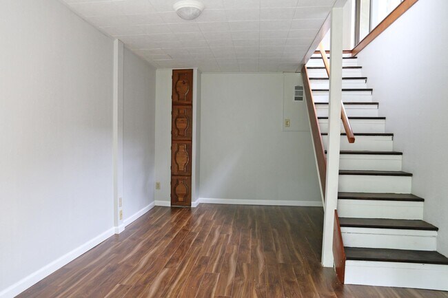 Building Photo - 9247 SW 8th Dr