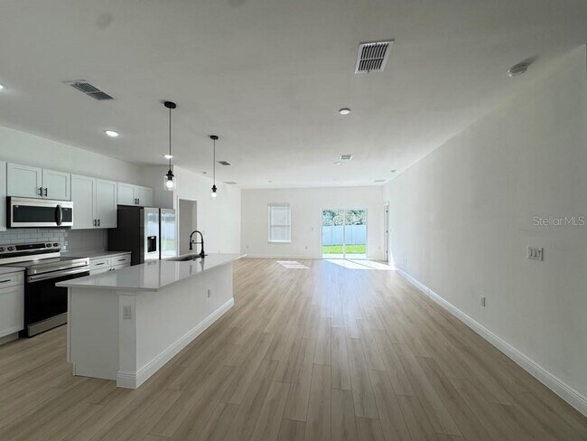 Building Photo - 2942 SW 162nd Street Rd