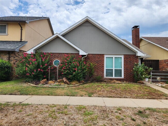 Building Photo - 1029 Wakefield Dr