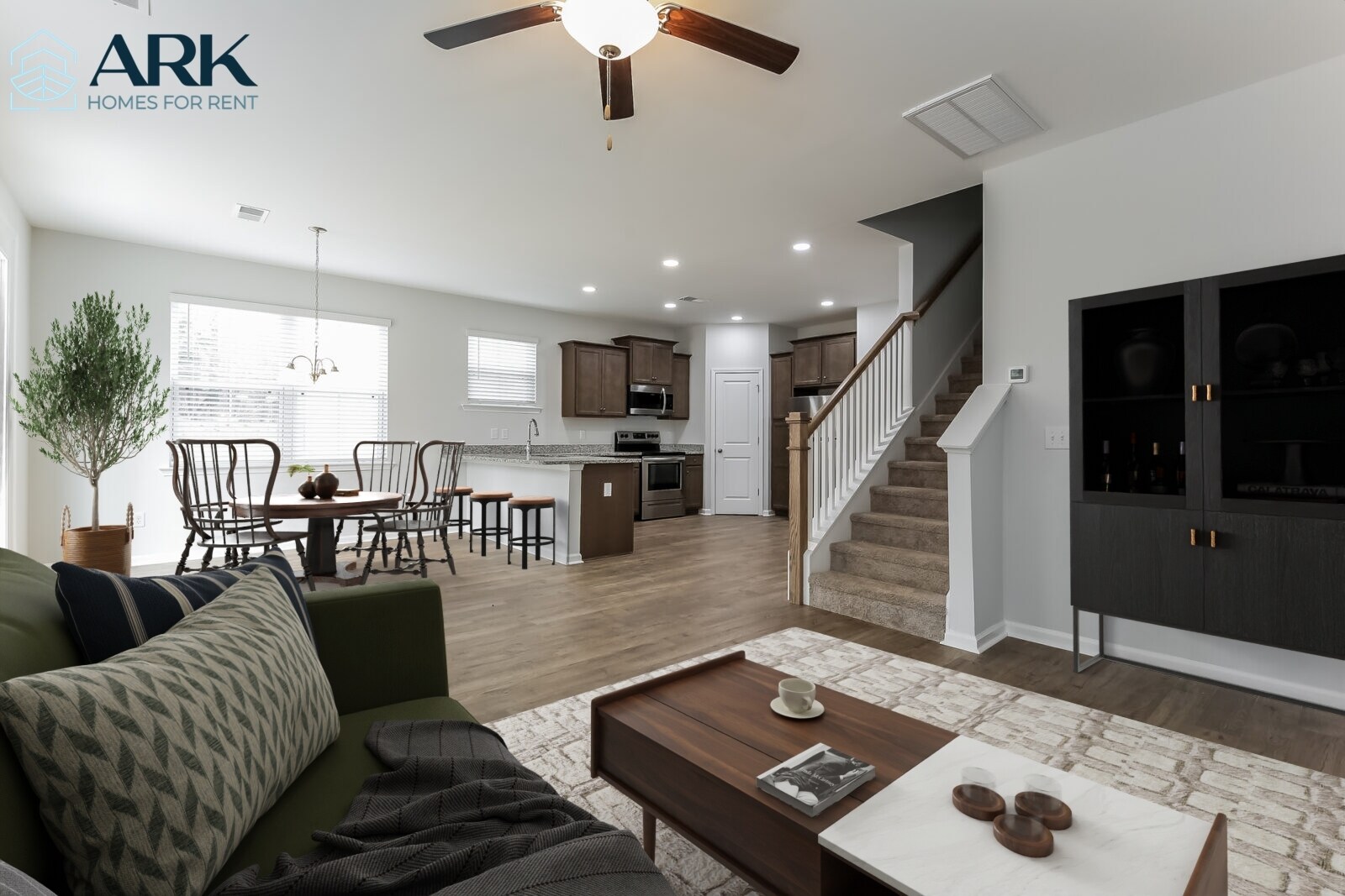 Building Photo - 200 Bosa Ln