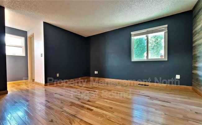 Building Photo - 7914 44th Ave W