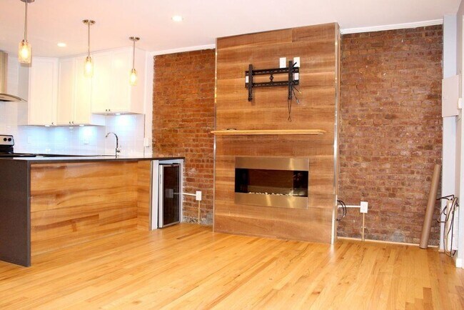 Building Photo - 1209 Palisade Ave