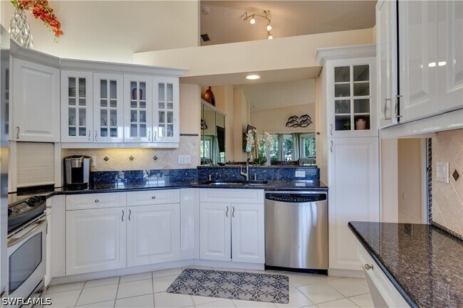Building Photo - 8420 Excalibur Cir