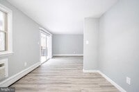 Building Photo - 20 Fort Sumpter Rd