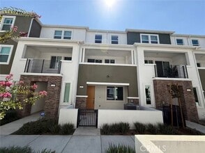 Building Photo - 1692 Cayton Lp