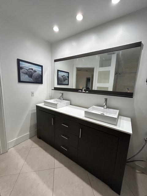 Building Photo - 2400 SW 86th Ave