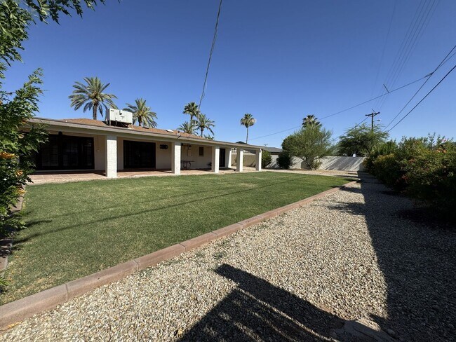 Building Photo - 4426 N 85th St