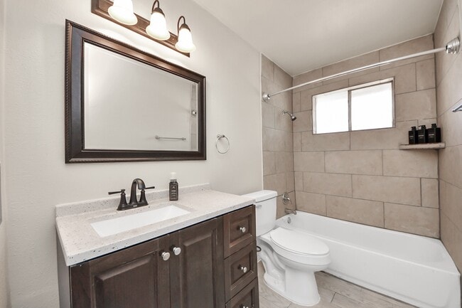 Building Photo - 11915 Binghamton Dr