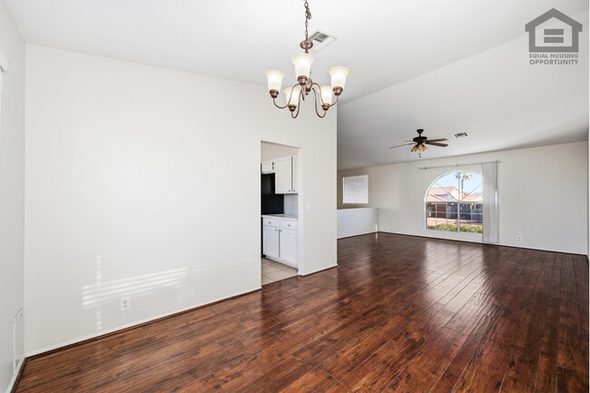Building Photo - 6Bed/3Bath Split Level House at Cactus/75th Ave! Ready for Immediate Move-In! -- POOL!