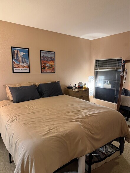 Building Photo - 8250 N Grand Canyon Dr