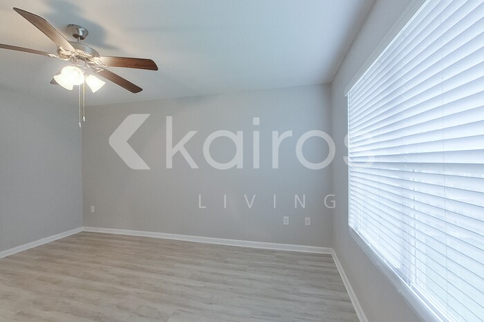 Building Photo - 112 Swallowtail Ln