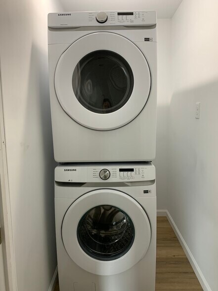 Laundry Room-brand new washer/dryer. - 5412 York St