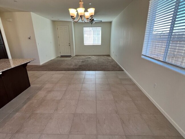 Building Photo - 3306 Manchester St