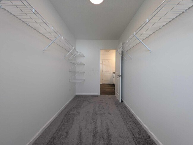 Building Photo - 832 Callaway Ln