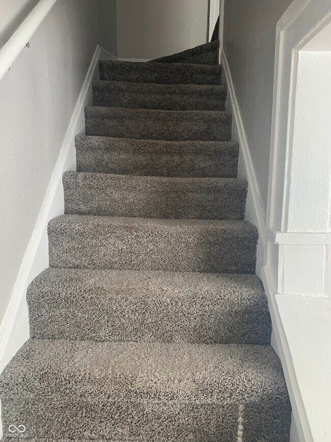 Building Photo - 4202 Carrollton Ave