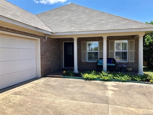 Building Photo - 9225 Harrington Cir