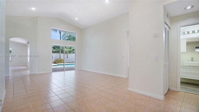 Building Photo - 1064 Cedar Falls Dr