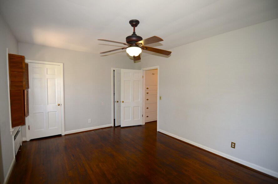 Building Photo - 6955 Ken Arbre Dr