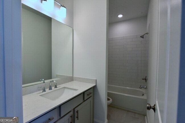 Building Photo - 1510 Westend Wy