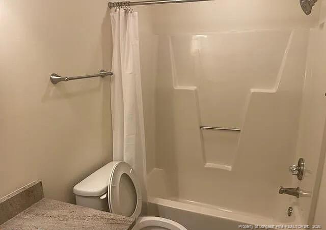 Building Photo - 104 Mallard Cove