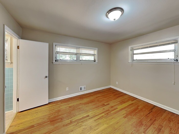 Building Photo - 1407 Palmer Pl SW