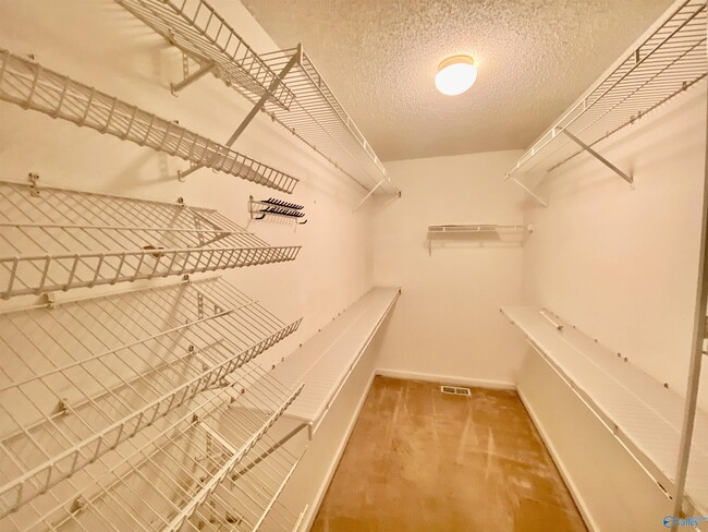 Building Photo - 218 Marlboro Way