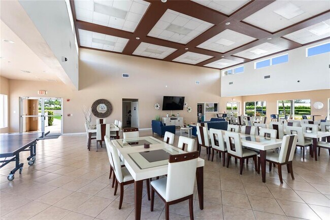 Building Photo - 6616 7th Ave Cir W