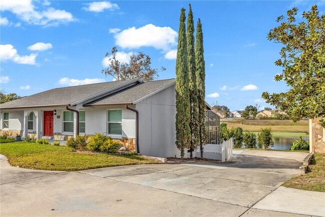 Building Photo - 8315 Village Green Rd