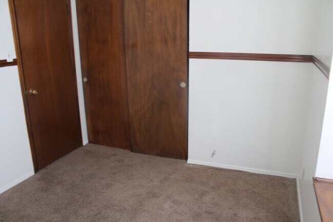 Building Photo - 1472 Sierra De Oro Dr