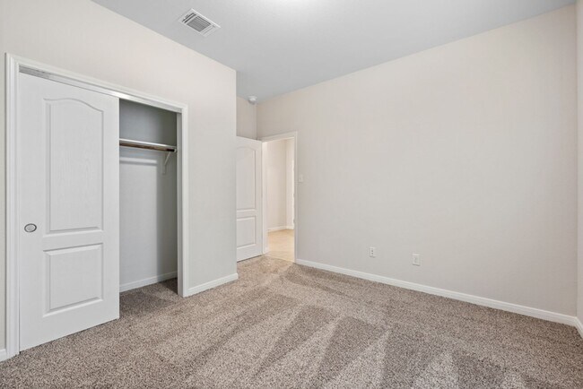 Building Photo - Spacious 4-Bedroom Home – Troy ISD!