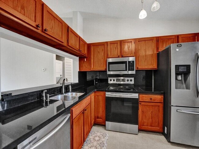 Building Photo - 3375 Jaywood Terrace