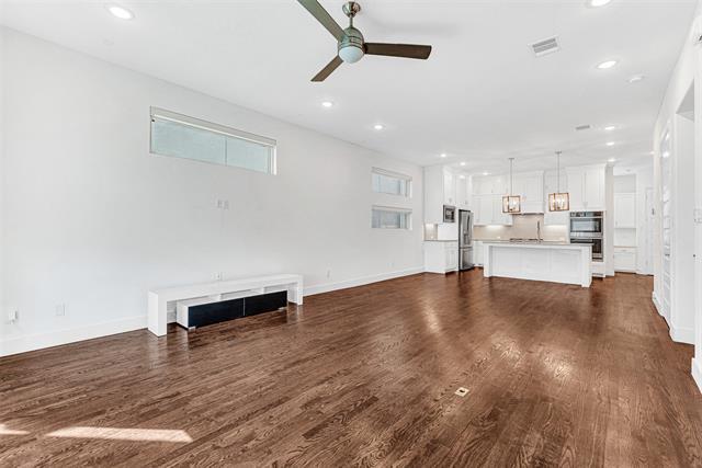 Building Photo - 8008 Zeppos Dr.