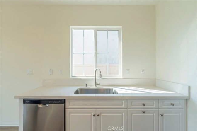 Building Photo - 9654 Honeyberry Ln