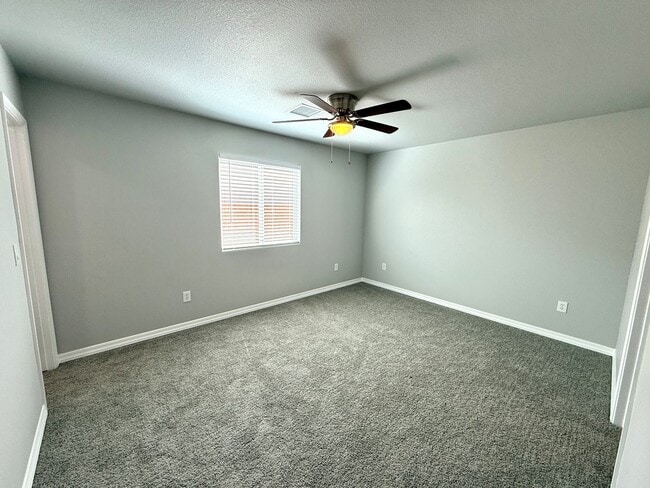 Building Photo - Newly Built 3-Bedroom, 2-Bath Home in a Prime Location Near Hospital & Shopping!
