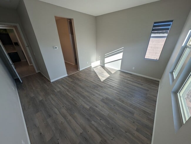 Building Photo - 11531 Great Bahama Way