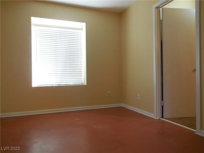 Building Photo - 822 Schooner Dr