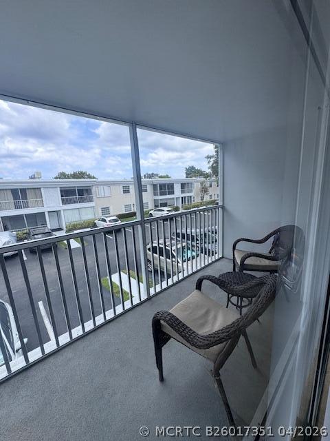 Building Photo - 6475 Bay Club Dr