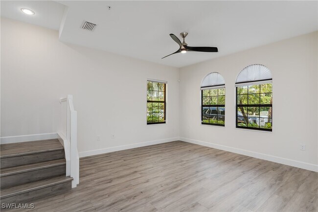 Building Photo - 9072 Covina Dr N