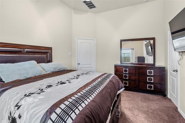 Building Photo - 12725 Pirate Bend Dr