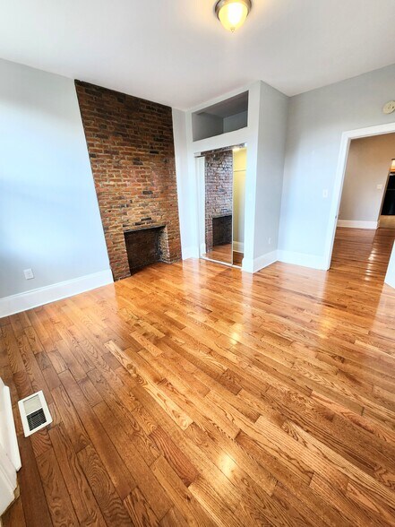 Building Photo - 6064 Butler St