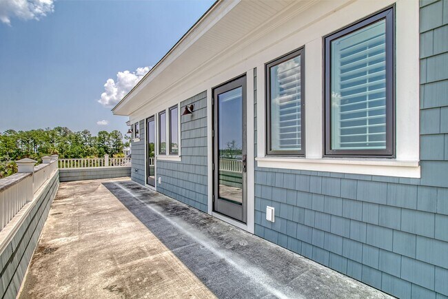 Building Photo - 4 Bedroom 4.5 Bath Home in Dunes West - Mt. Pleasant